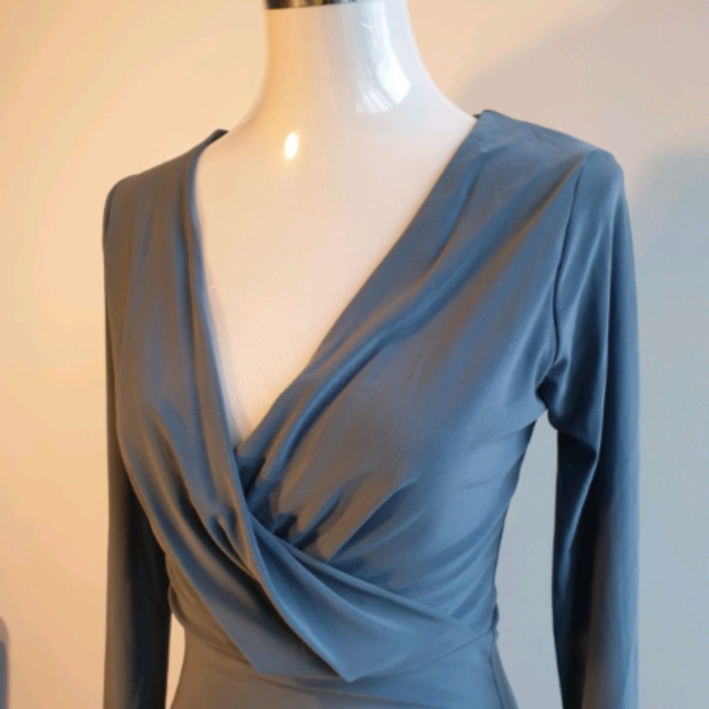 NWT Missguided bluish-gray long sleeve dress, US size 4 - Picture 3 of 5